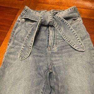 Abercrombie & Fitch tie front jeans size 25